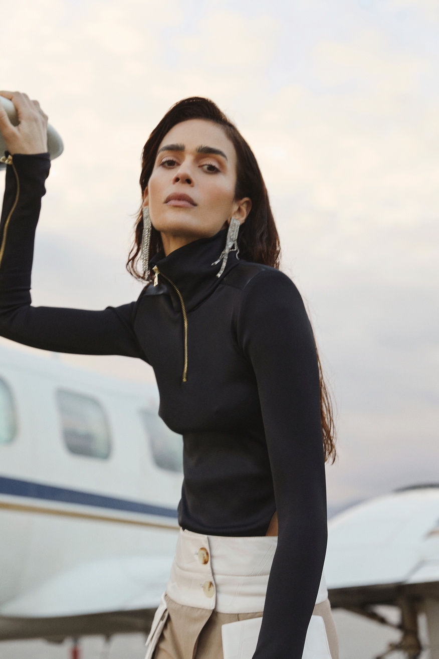 Model iz kolekcije JOAN x Miroslava 2