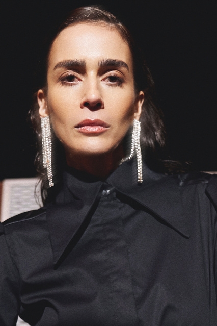 Model iz kolekcije JOAN x Miroslava 8